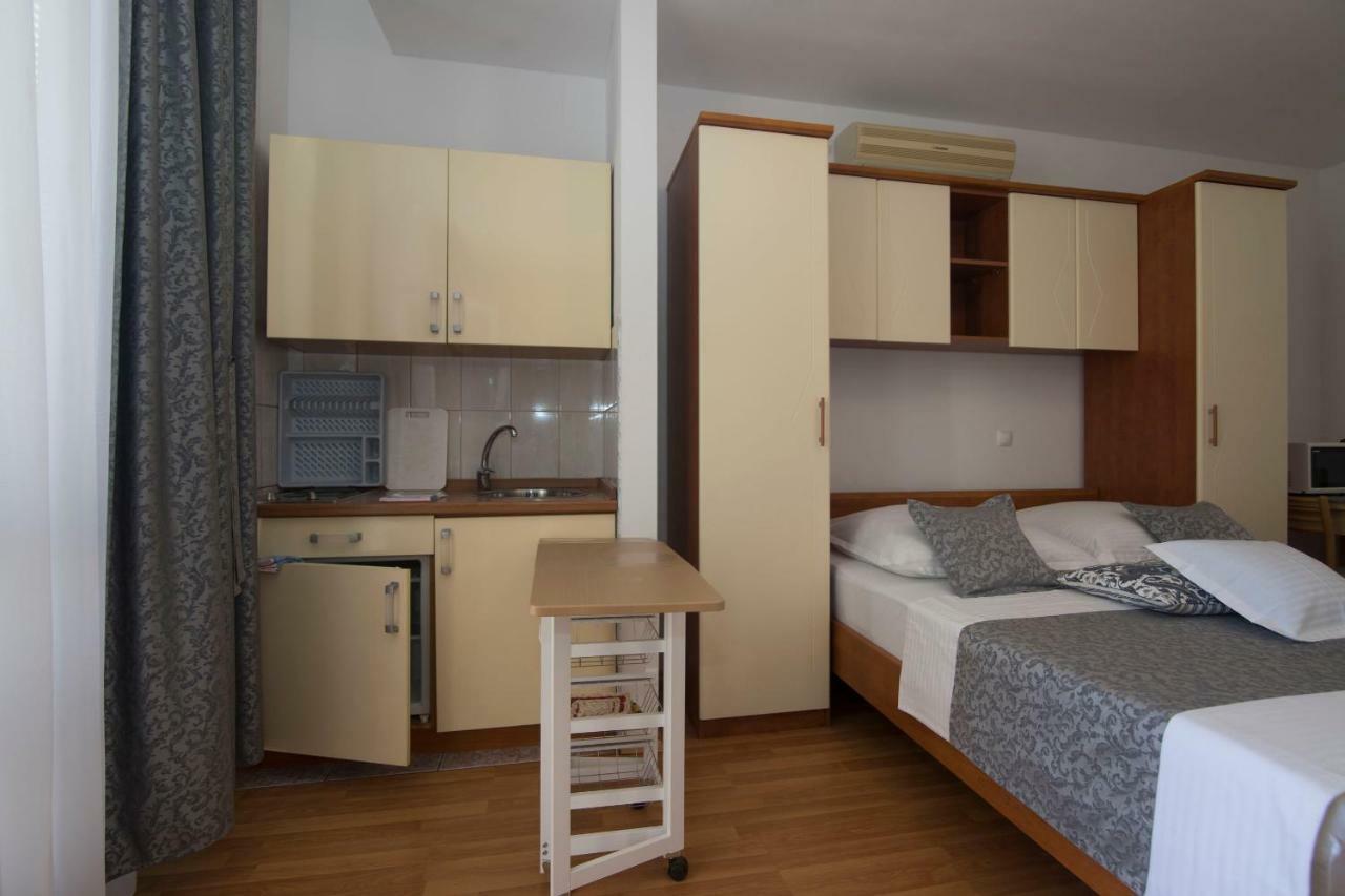 Apartment And Kapulica Tucepi
